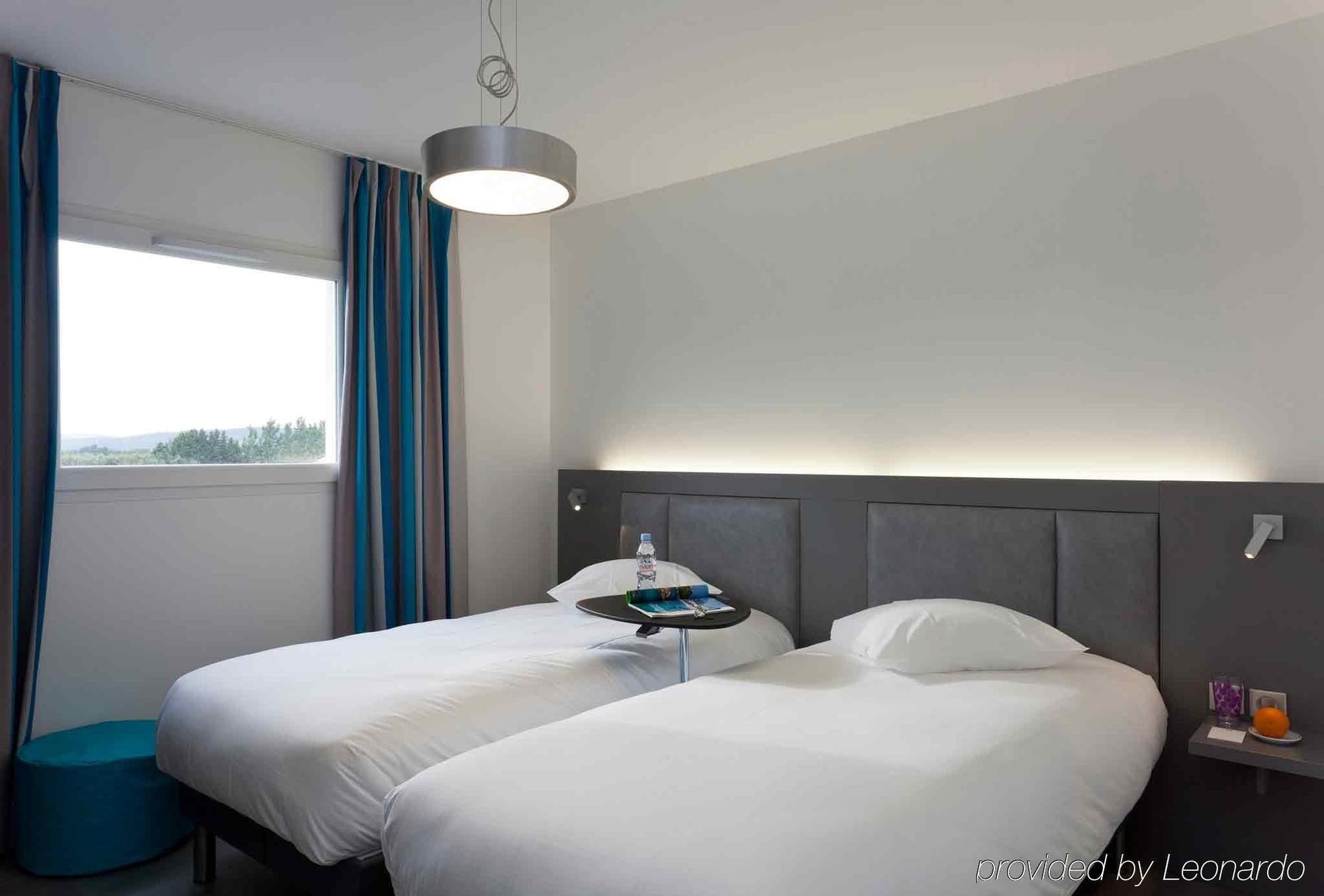 Ibis Styles Pertuis Portes Du Luberon Habitación foto